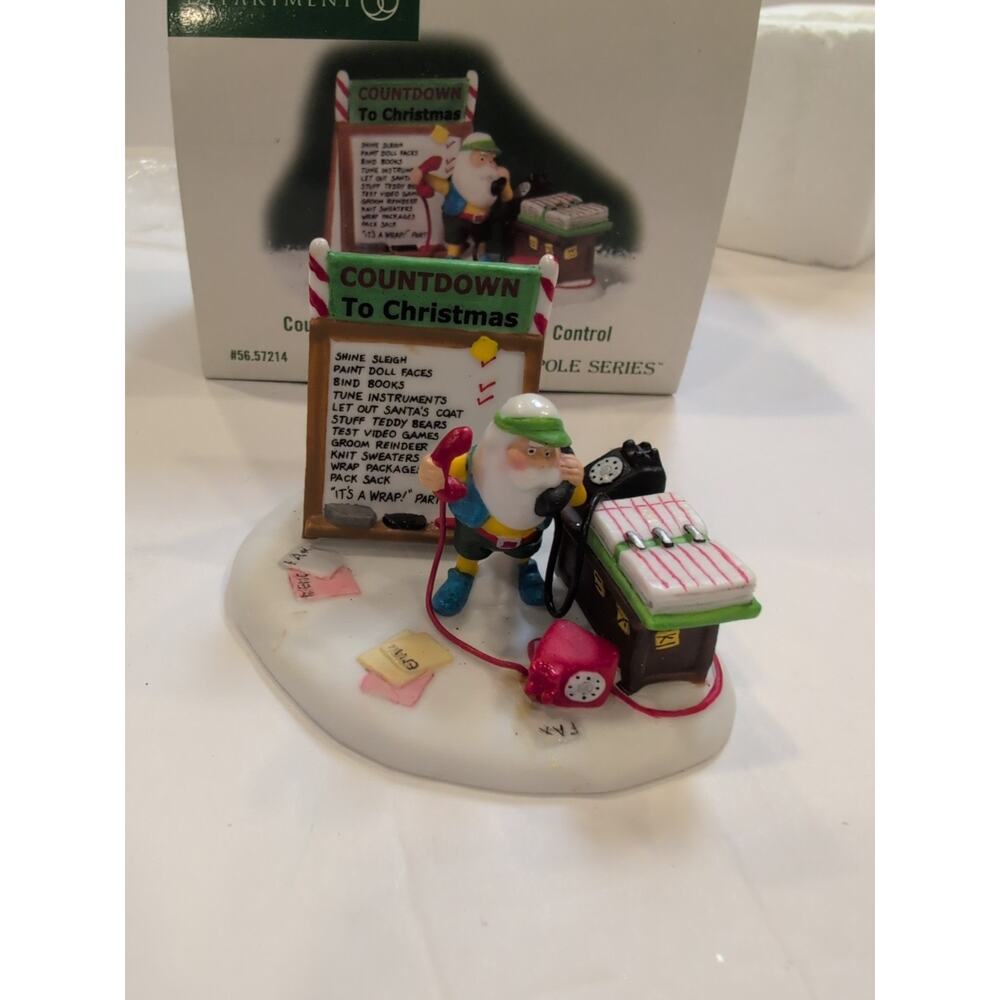 2006 Dept 56 North Pole COUNTDOWN TO CHRISTMAS MISSION CONTROL #56.57214 w/Box‎